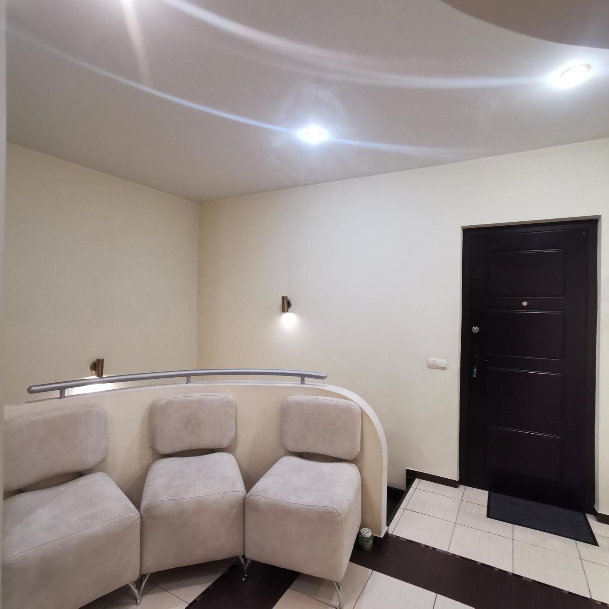 Big Apartment In Rivne Center Exterior foto